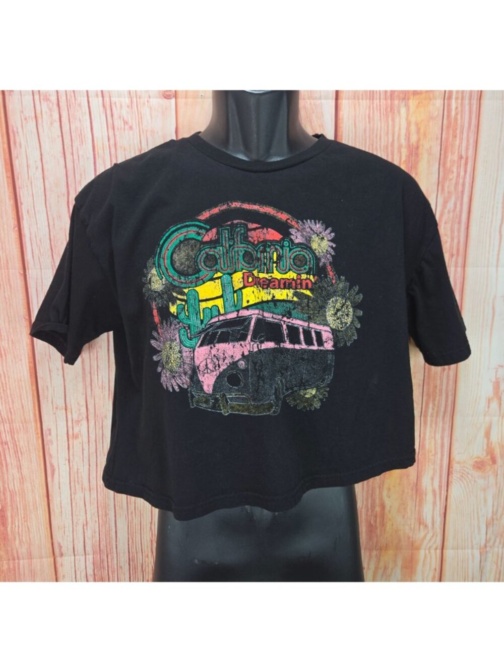 California Dreamin Black Graphic Crop Top Size Large by Social Culture - Picture 2 of 6